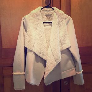 Brand NEW ivory Chasor jacket.